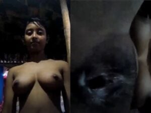 Desi booby Bengali girl hot pussy show
