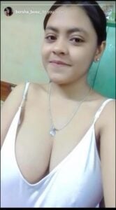 busty Bengali girlfriend selfie big boobs