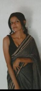 Indian saree college girl revealed big round