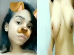 live app cam girl showing big boobs and hot