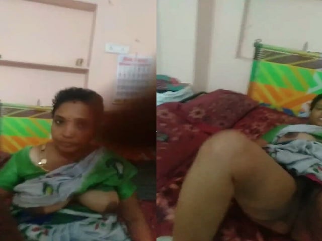 slutty bhabhi in saree is ready for sex with