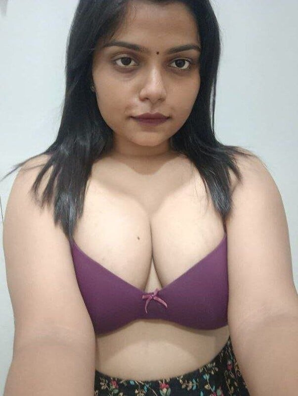 Srilankan best ass girl nude clicks testing