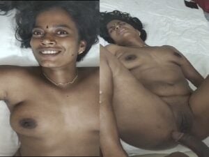 Tamil paid slut aunty in hotel room sex with