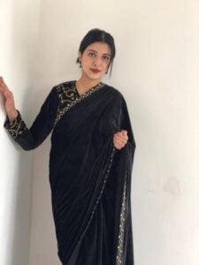 bhabhi from Lucknow in nude doggy fucking