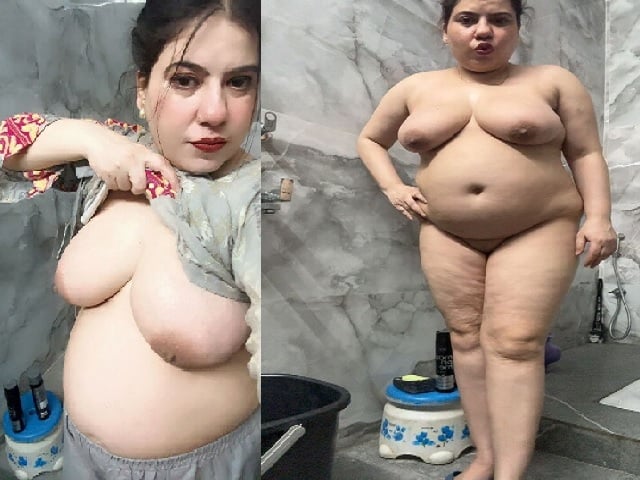 transparent saree boobs show and naked video of busty