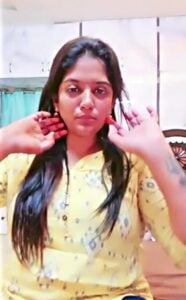 Telugu bhabhi boobs showing on live cam for