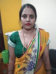 Telugu married bhabhi sex affair with