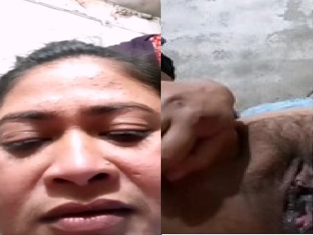 close up pussy showing of mature horny