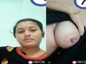 beautiful webcam wife nude boobs showing on