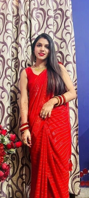 hottest UP bhabhi partying and nude unseen