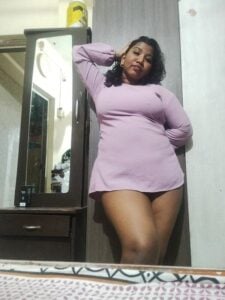 thick thighs hot babe nude body showing unseen