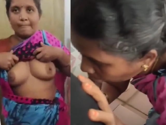 Tamil aunty lifts blouse and shows boobs before