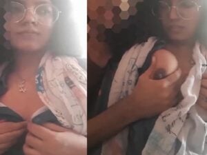 mallu lovers selfie video with viral romantic boob